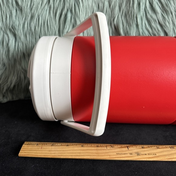 1 GALLON IGLOO BEVERAGE COOLER Drink Red Spout Work Party Beach 13 X 6" - Picture 7 of 14